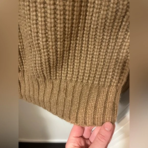 Doen Sweater - Picture 5 of 7